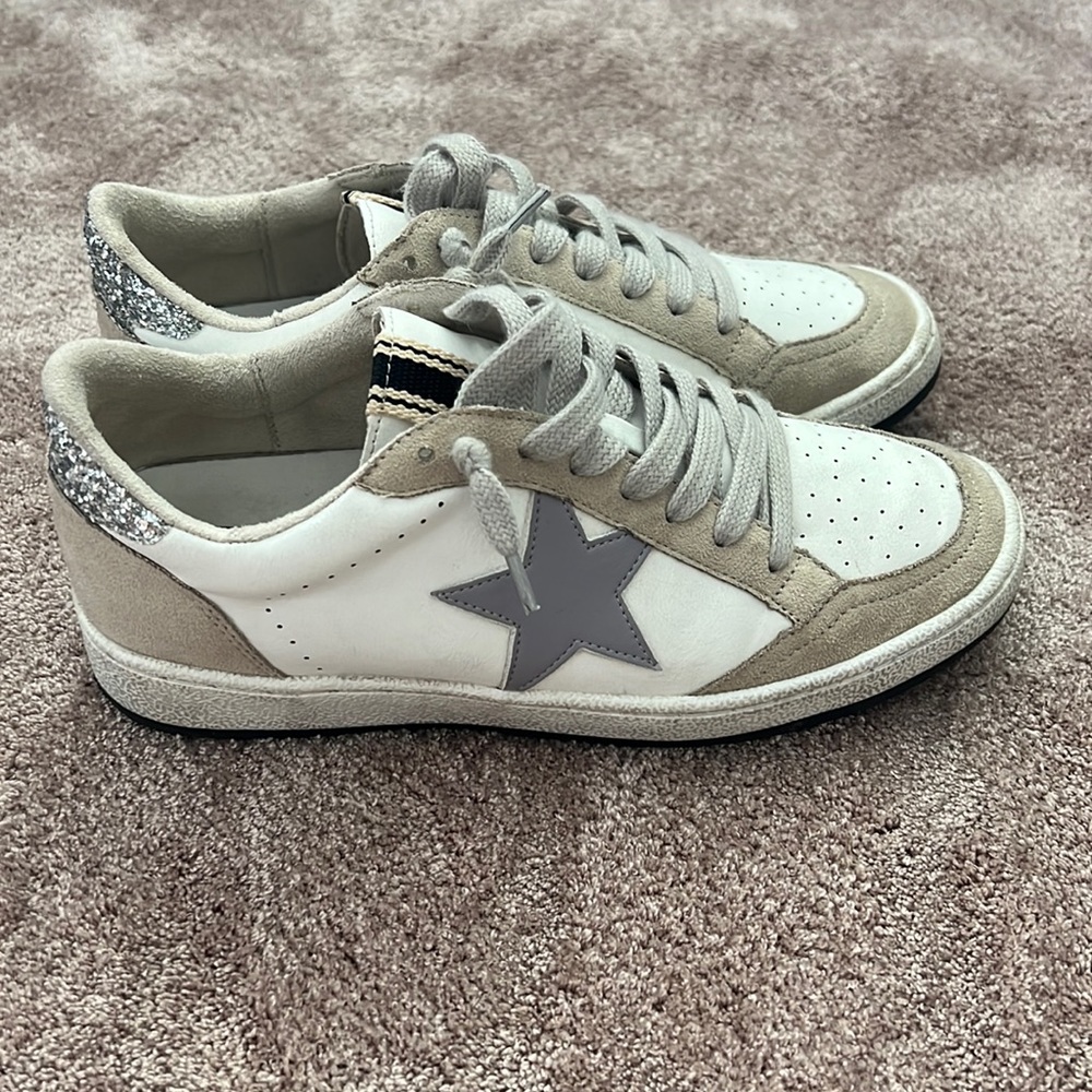 SHUSHOP SHOES size 8